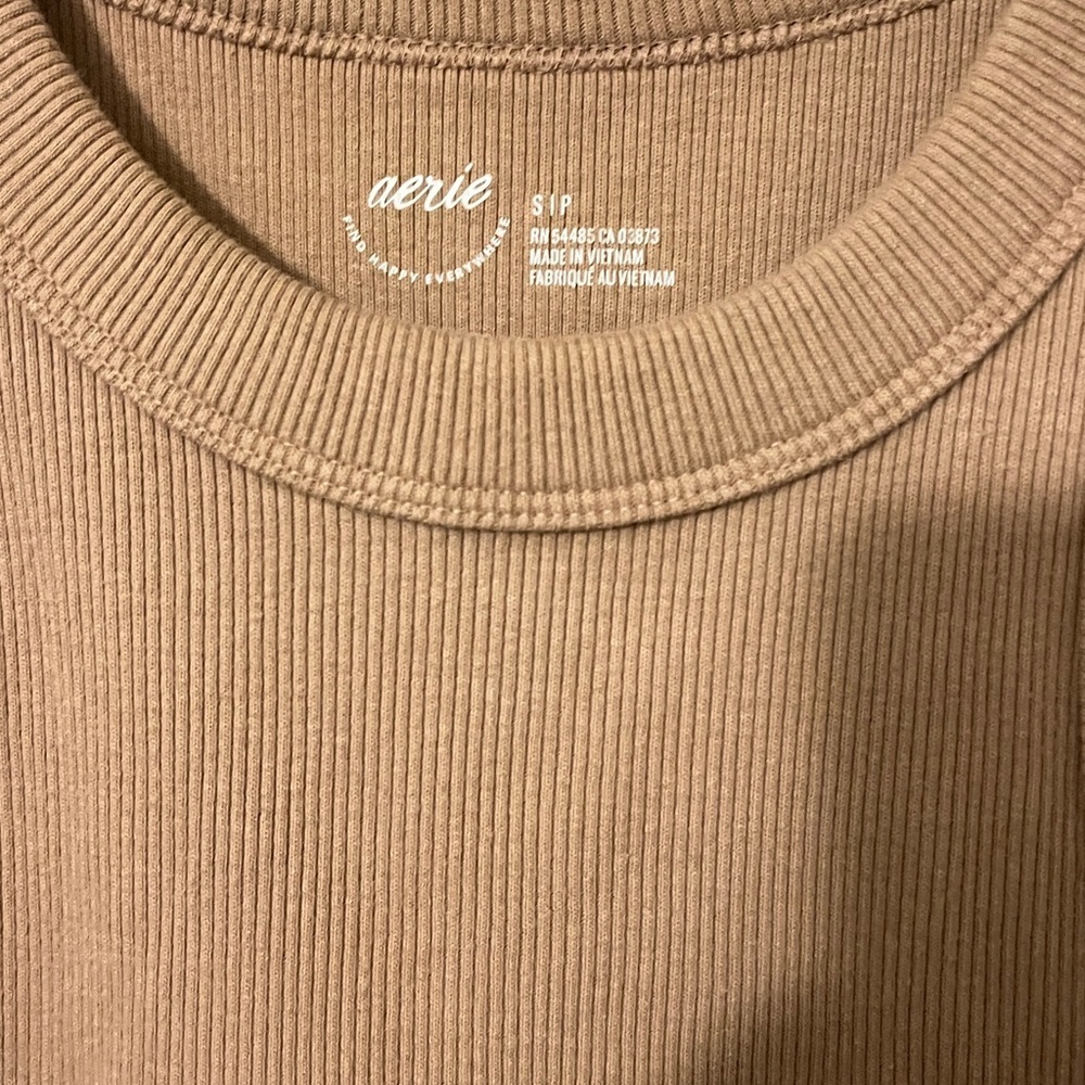 Aerie cropped high neck tank - Picture 3 of 4